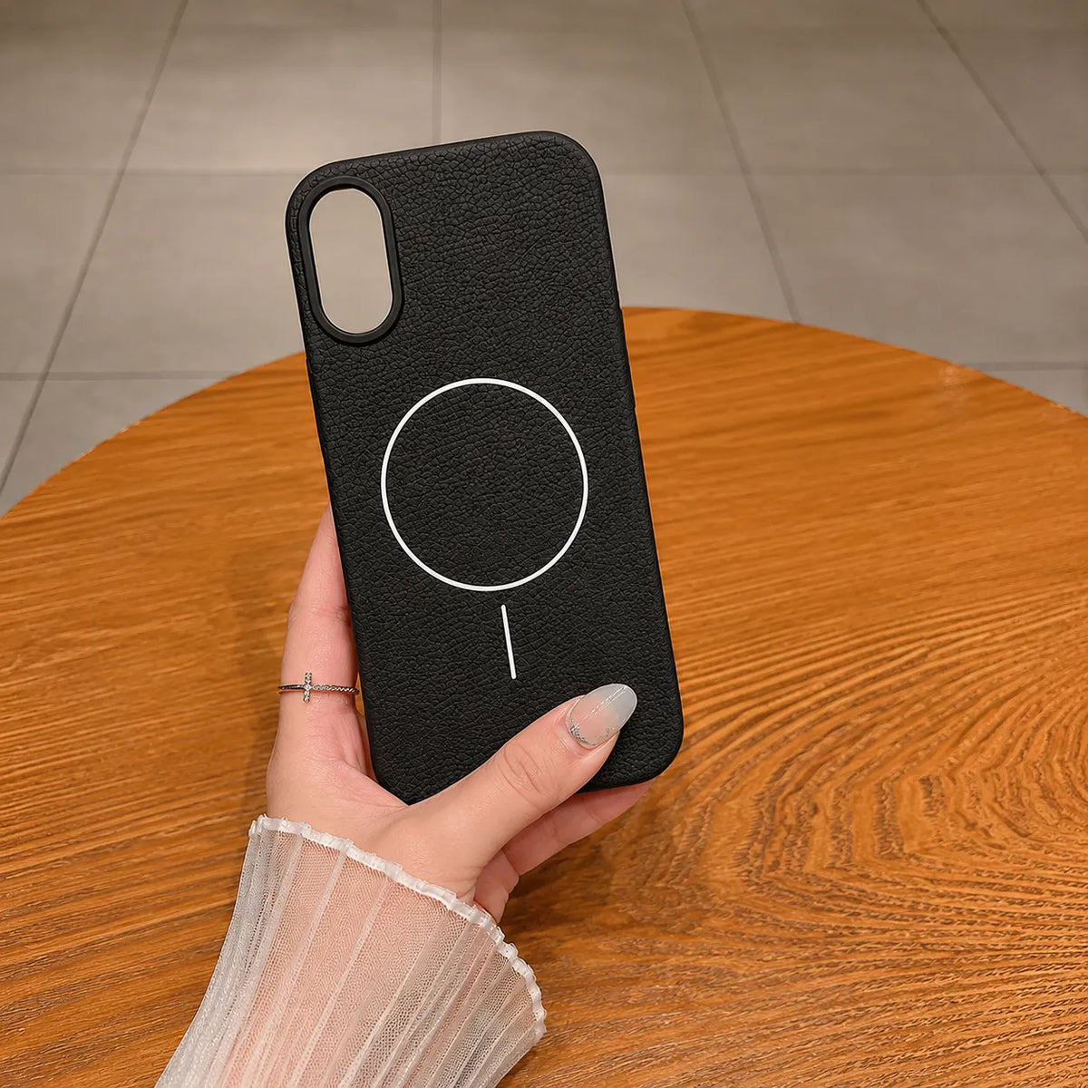 iphone 17 black case